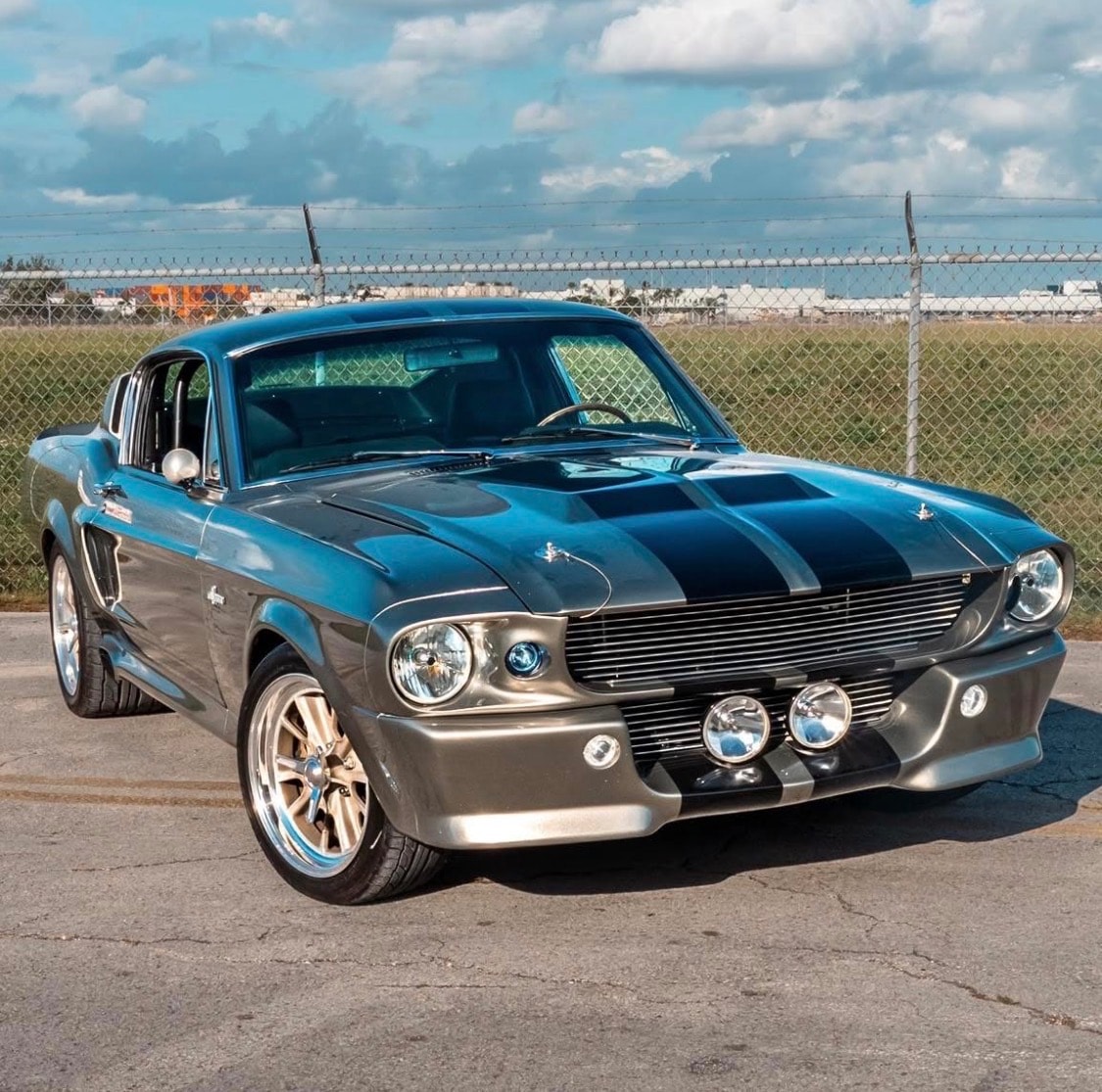 Eleanor-style 1967 Shelby GT500 Mustang